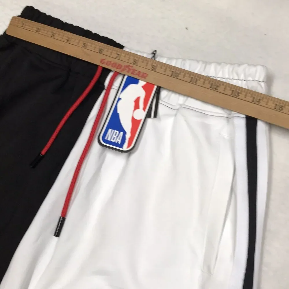 NWT PRO STANDARD NY Knicks Shorts Men L NBA Streetwear Patches Drawstring